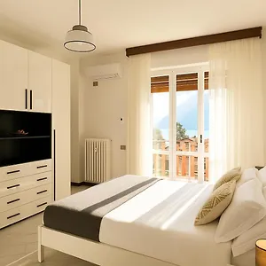 lake-view-apartment.it-lombardy.com/